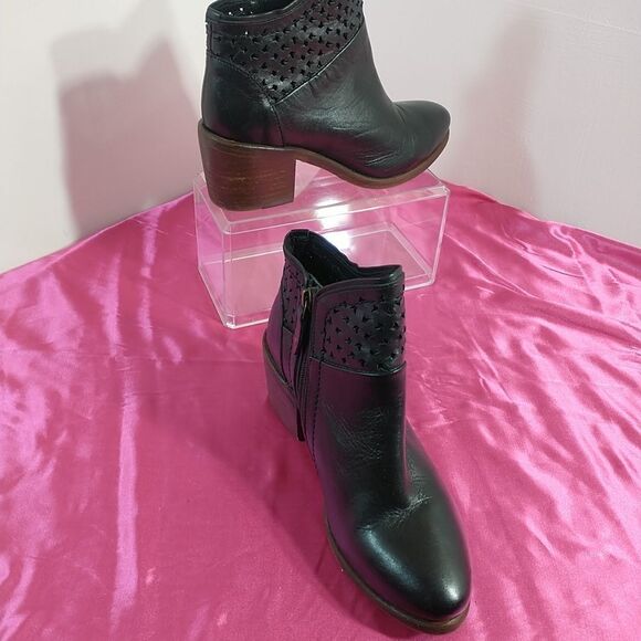 ANTHROPOLOGIE X KELSI DAGGER Women's SZ 6 Glenwood Black Booties. - Picture 1 of 8